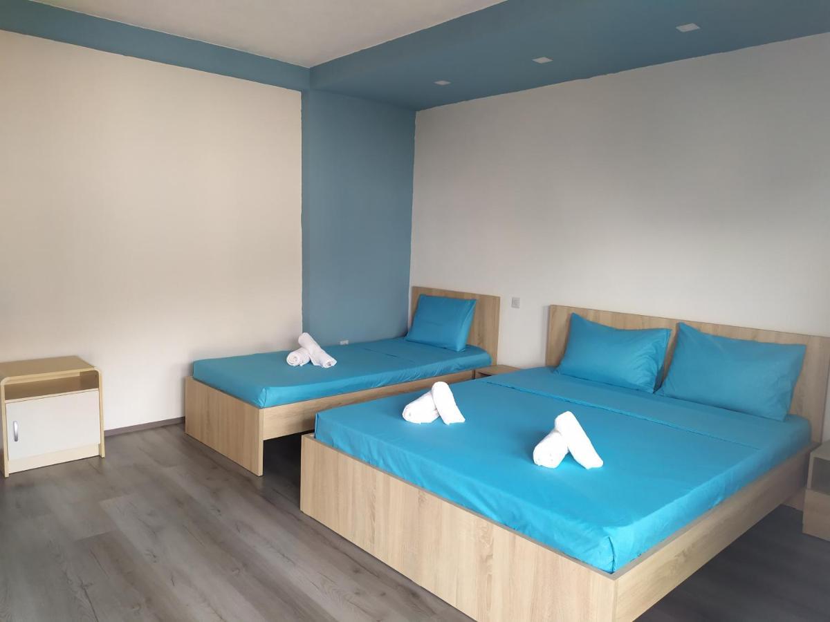 Ajkoski Apartments Pestani Luaran gambar