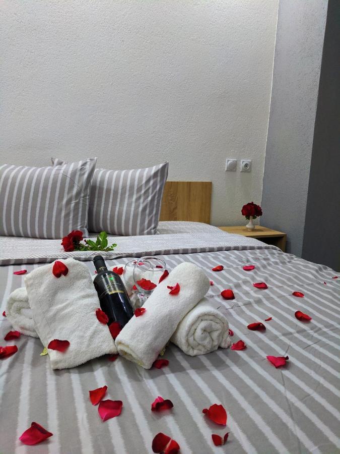 Ajkoski Apartments Pestani Luaran gambar