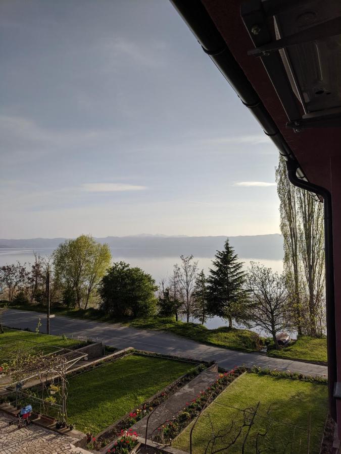 Ajkoski Apartments Pestani Luaran gambar