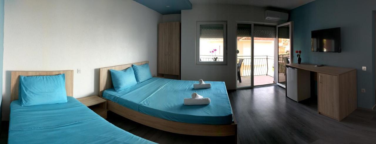 Ajkoski Apartments Pestani Luaran gambar