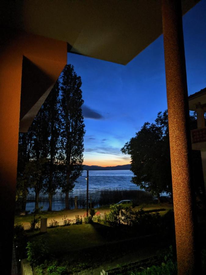 Ajkoski Apartments Pestani Luaran gambar