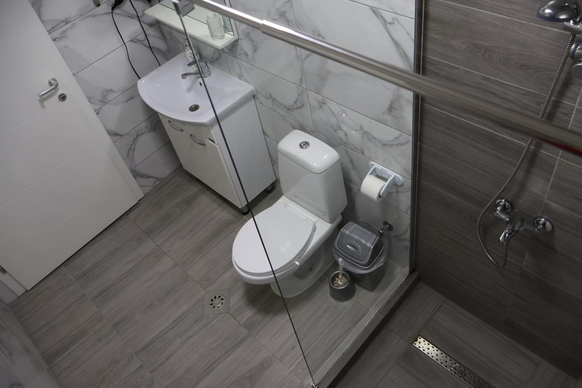 Ajkoski Apartments Pestani Luaran gambar